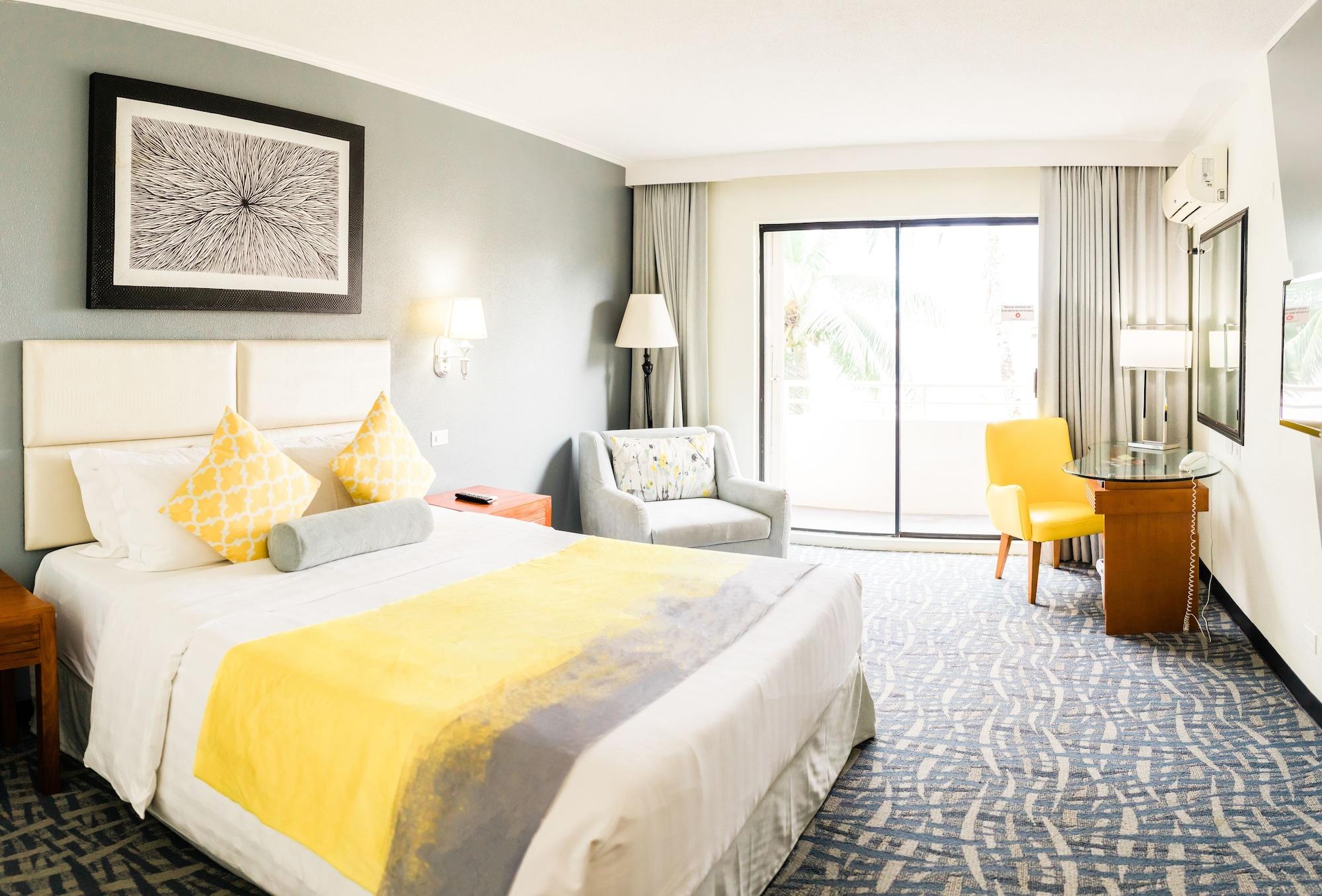 Century Hotel Garapan Dış mekan fotoğraf