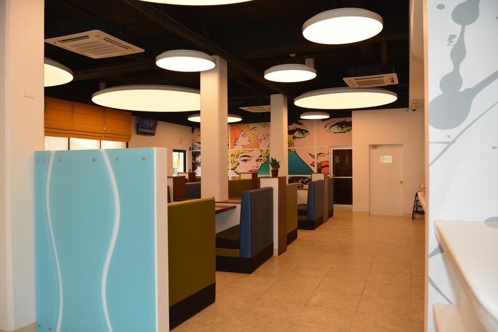 Century Hotel Garapan Dış mekan fotoğraf